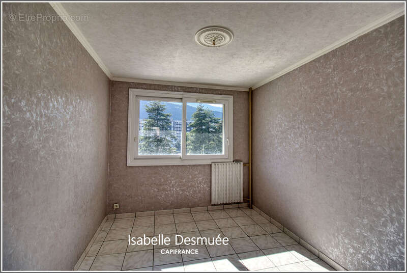 Appartement à ECHIROLLES