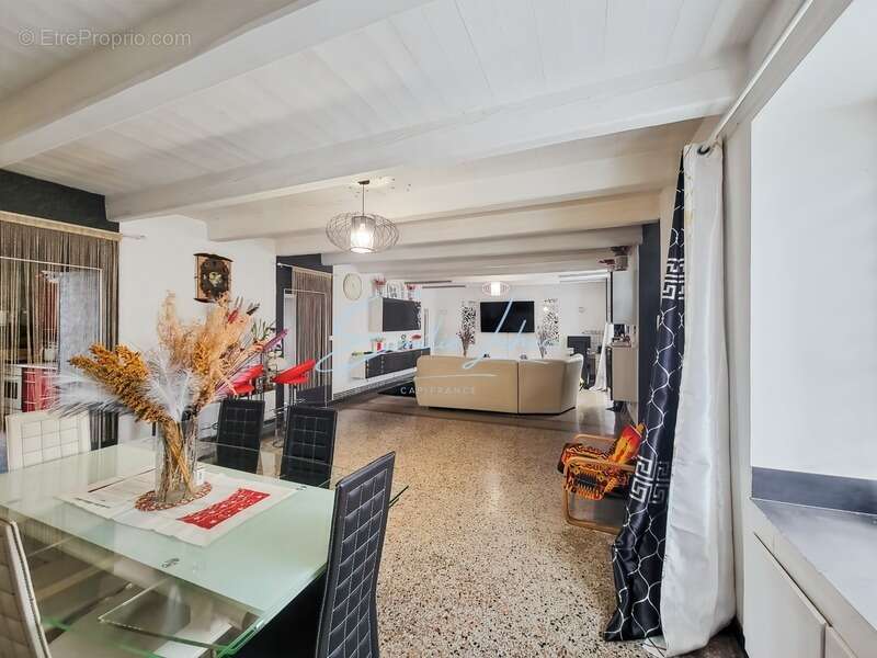 Appartement à ELLIANT