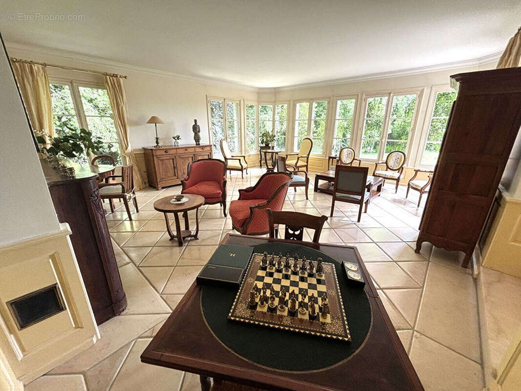 Maison à SAINTE-GENEVIEVE