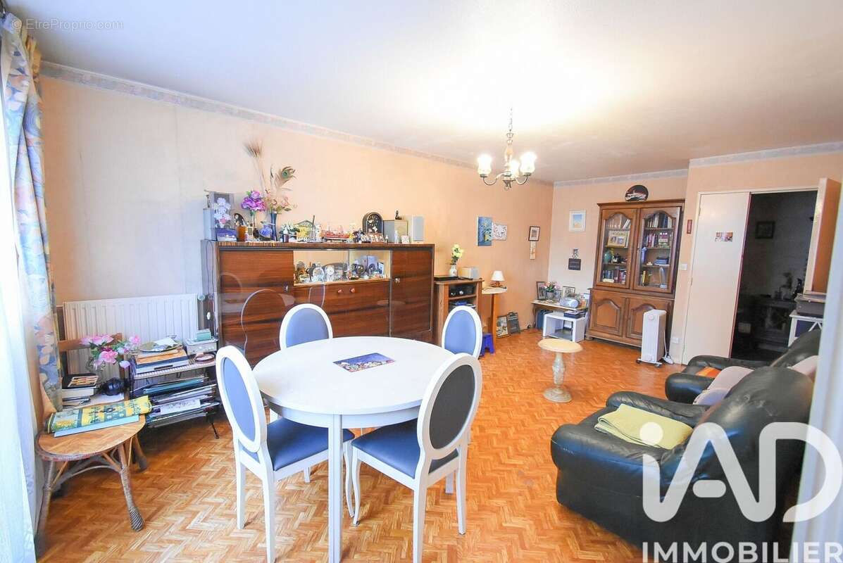 Appartement 83 m² à Clichy-Sous-Bois  - photo 4