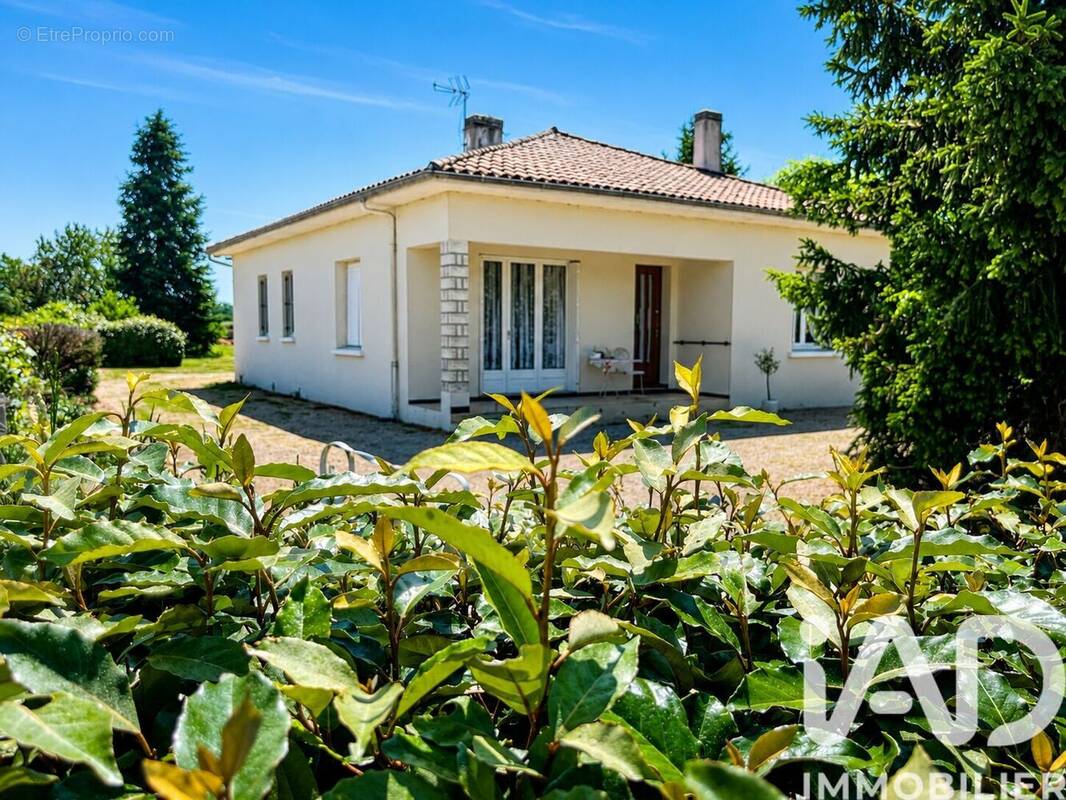 Photo 1 - Maison à GARDONNE