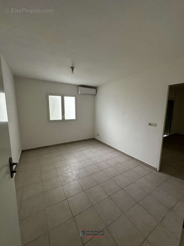 Appartement à PETIT-BOURG