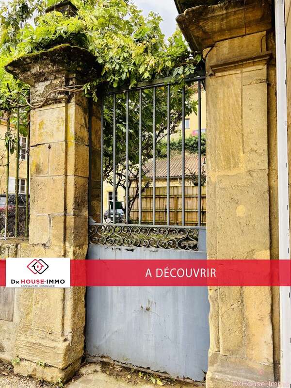 Appartement à SARLAT-LA-CANEDA