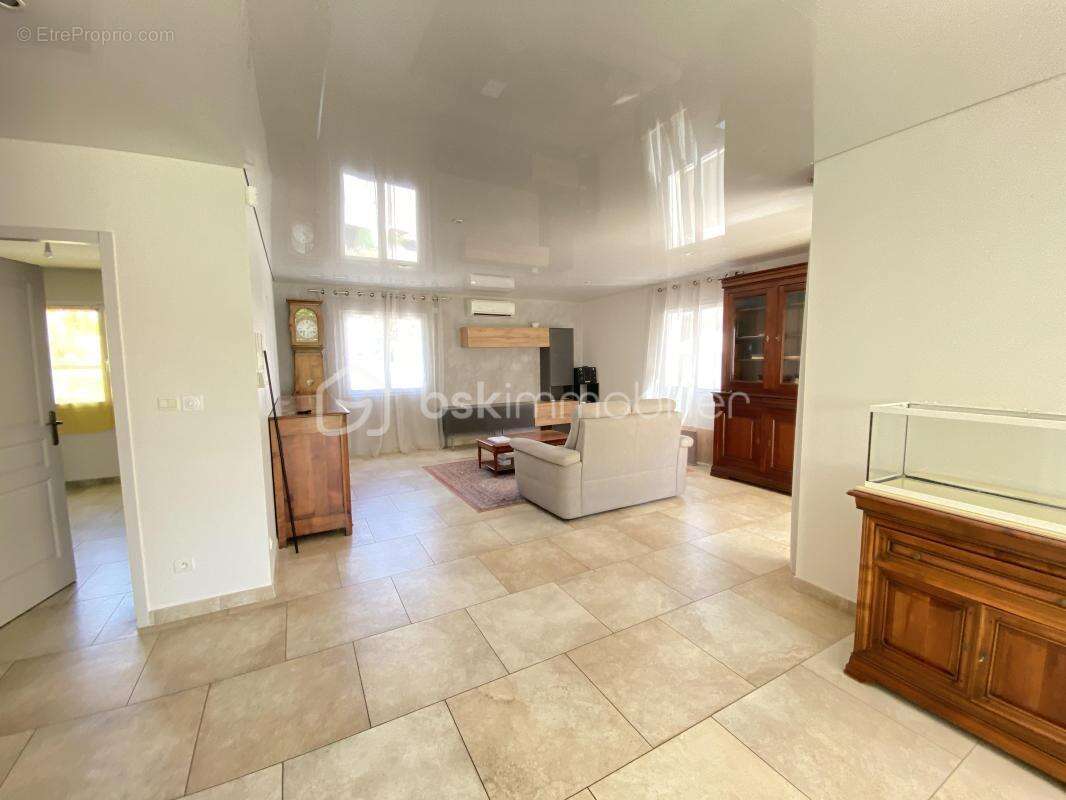  Maison familiale 4 chambres, avec piscine, jacuzzi et pool house – Sans vis-à-vis à Montélimar - photo 7