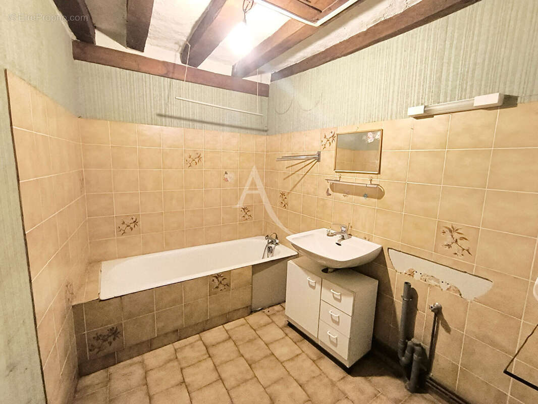 Maison à LA JAILLE-YVON