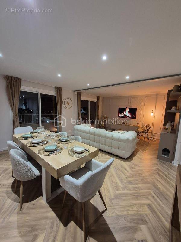 Appartement à CUERS