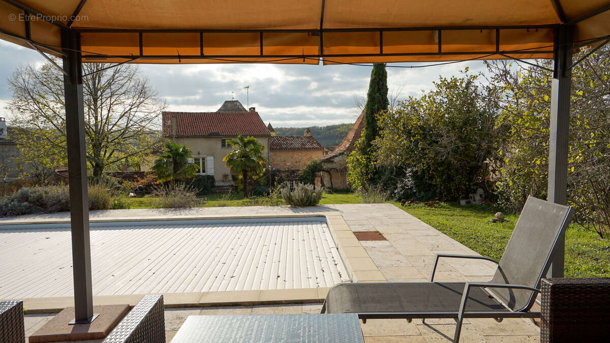 Maison à SAUZET