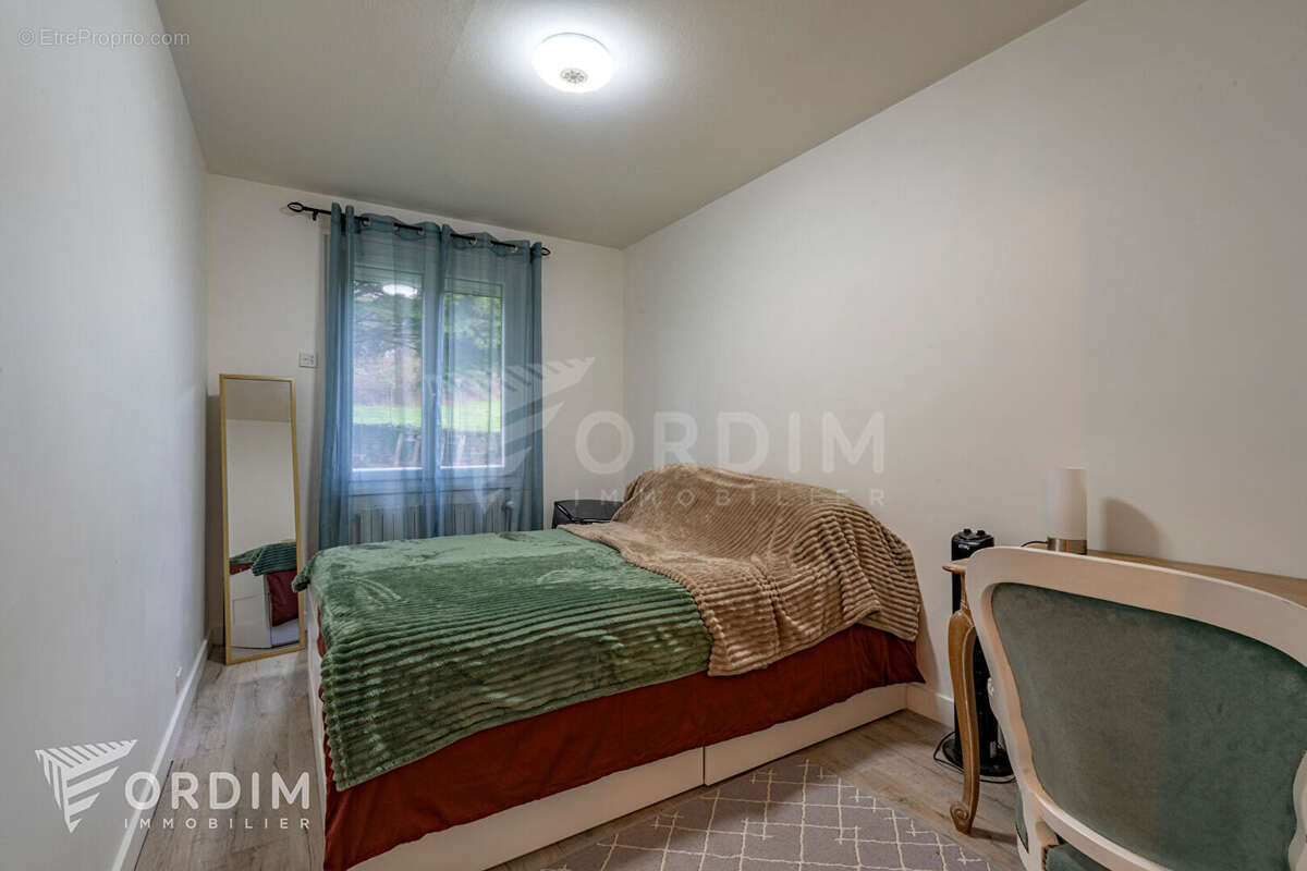 Maison à SAINT-SAUVEUR-EN-PUISAYE