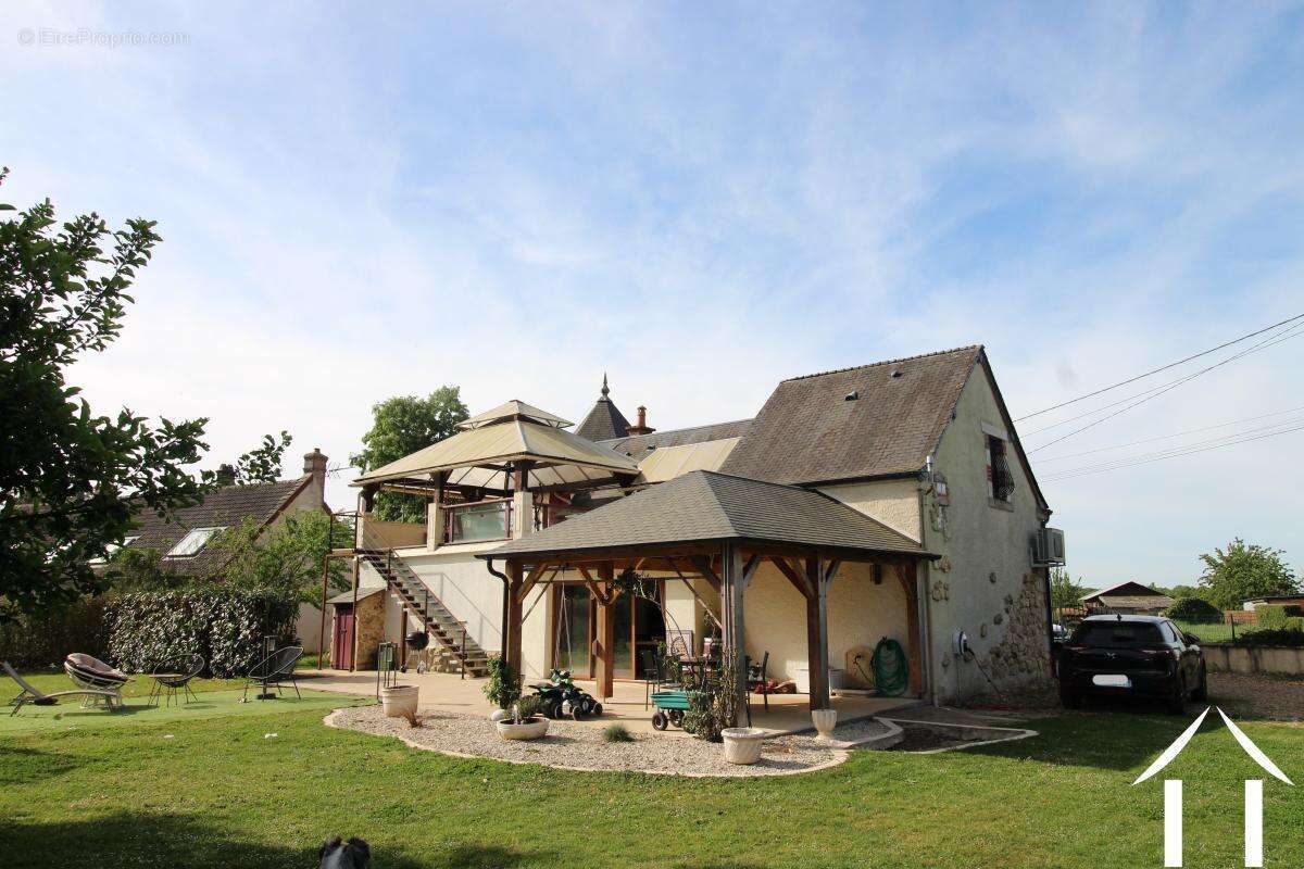 Maison à RAVEAU