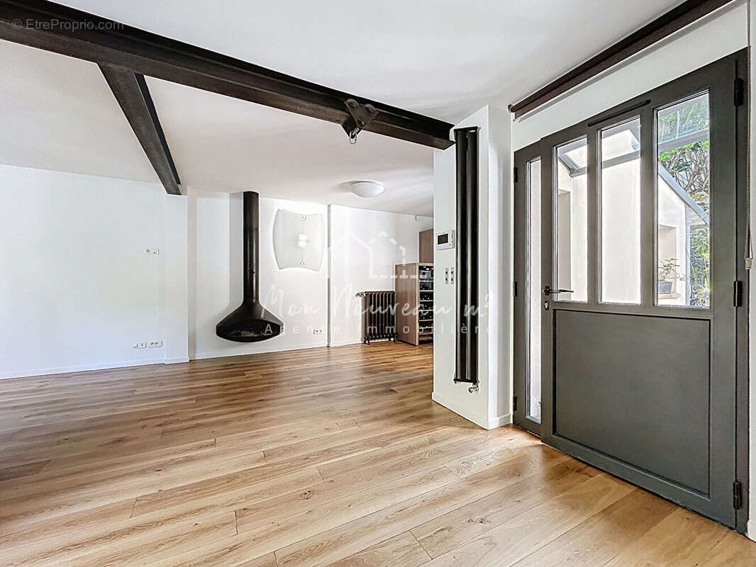 Maison à LE PERREUX-SUR-MARNE