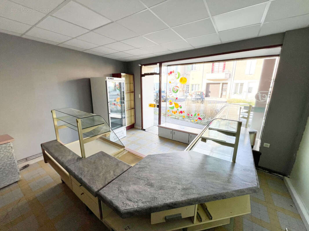 Appartement à SAINT-GERMAIN-LEMBRON