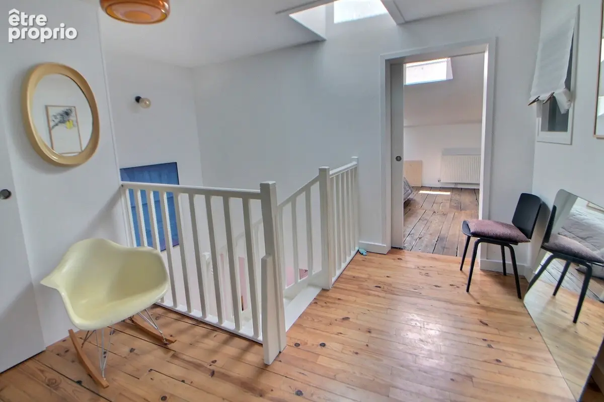Roanne rue piétonne - T5 de 133.06 m2 avec Terrasse - photo 9