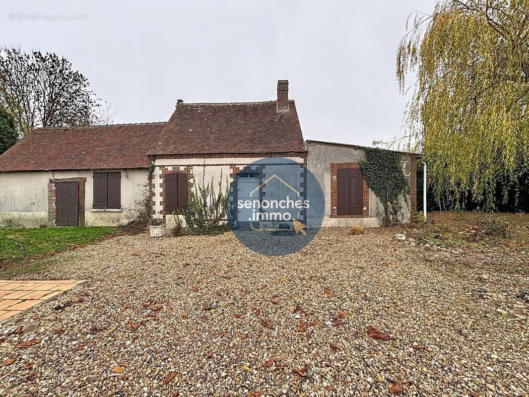 Maison à CHATEAUNEUF-EN-THYMERAIS