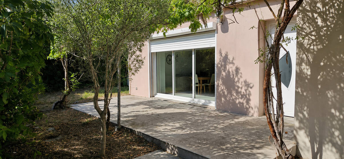 Maison à MONTPEZAT