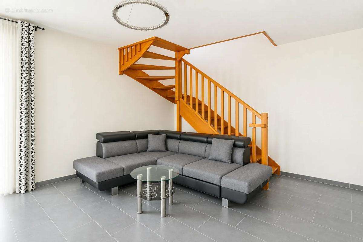 Appartement à STAINS