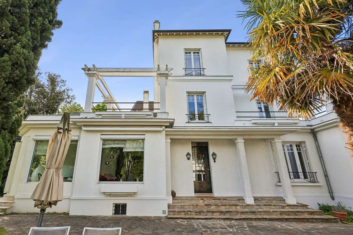 Maison à SAINT-MAUR-DES-FOSSES