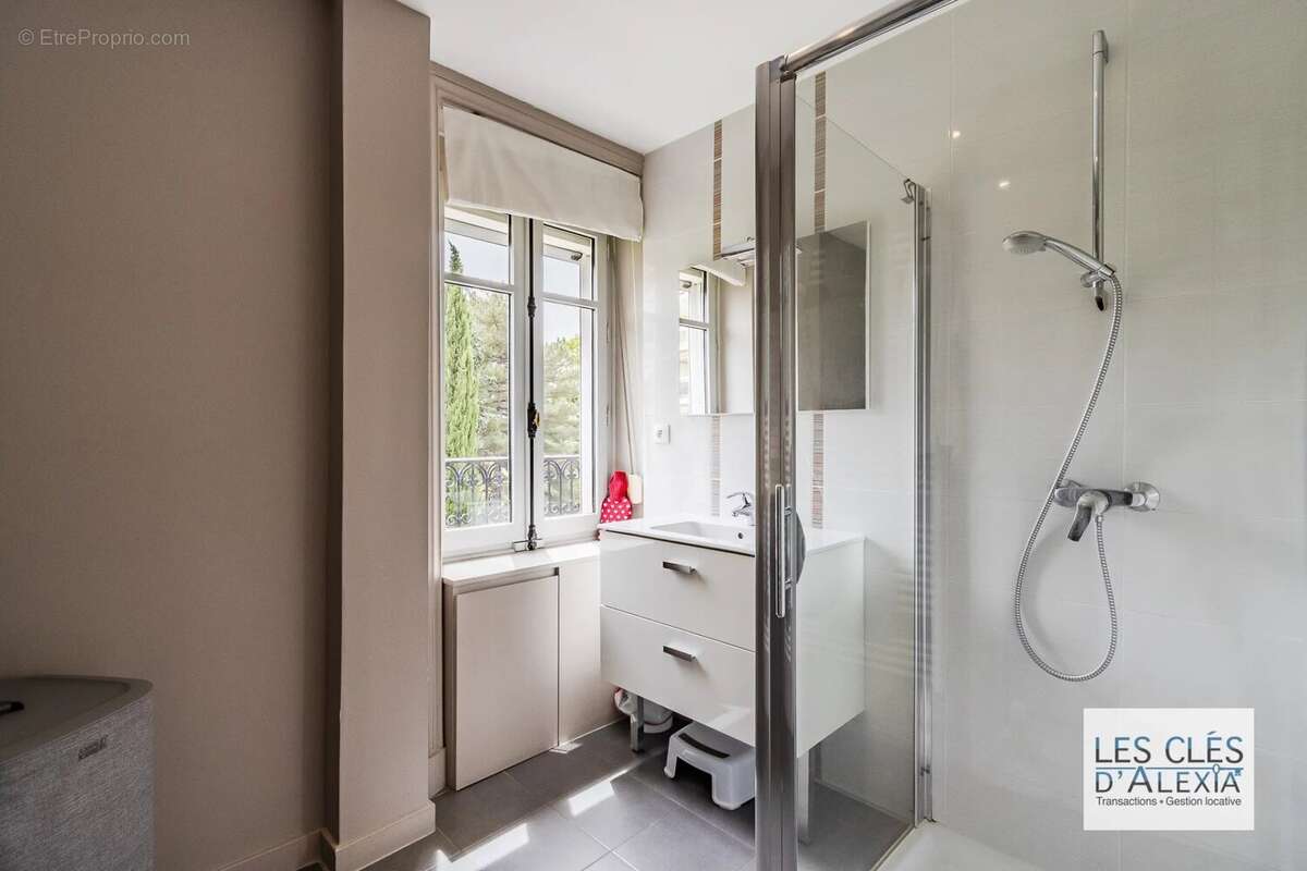 Maison à CALUIRE-ET-CUIRE