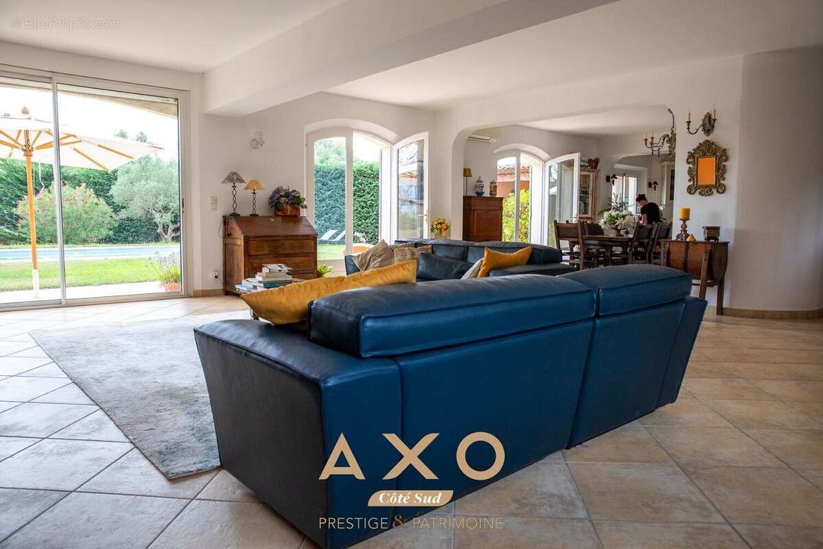 Maison à MEYRARGUES