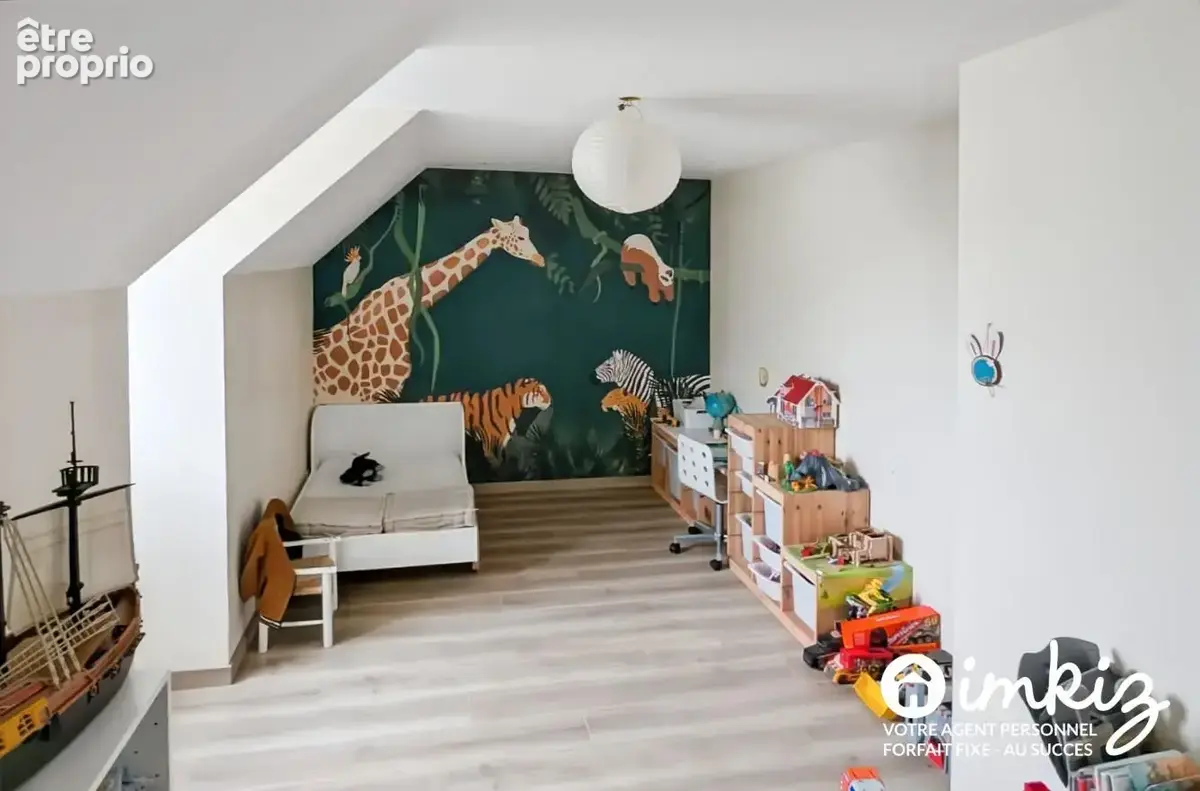 Maison familiale récente 140m² avec jardin - photo 10