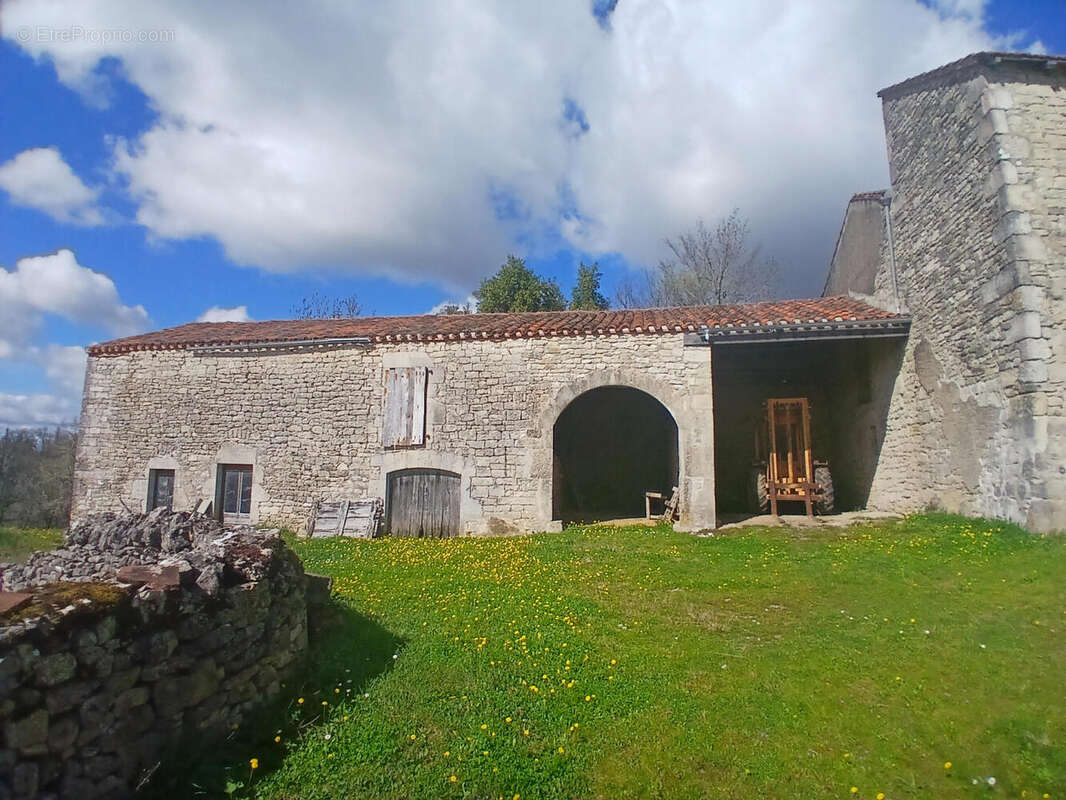 20260310_140201 - Maison à CAHORS