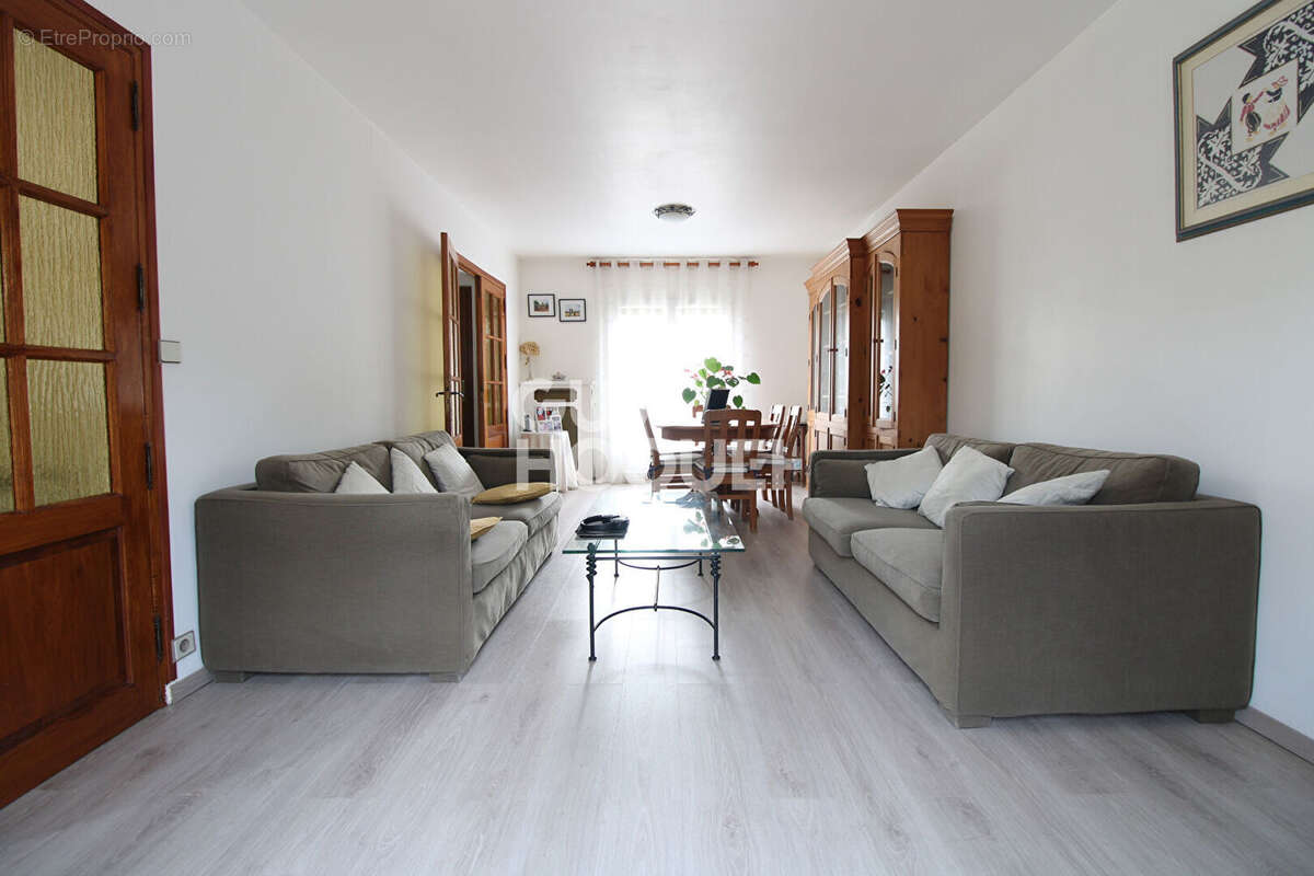 Maison à BRIE-COMTE-ROBERT