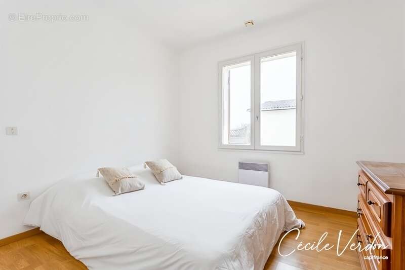 Maison à LAMONZIE-SAINT-MARTIN