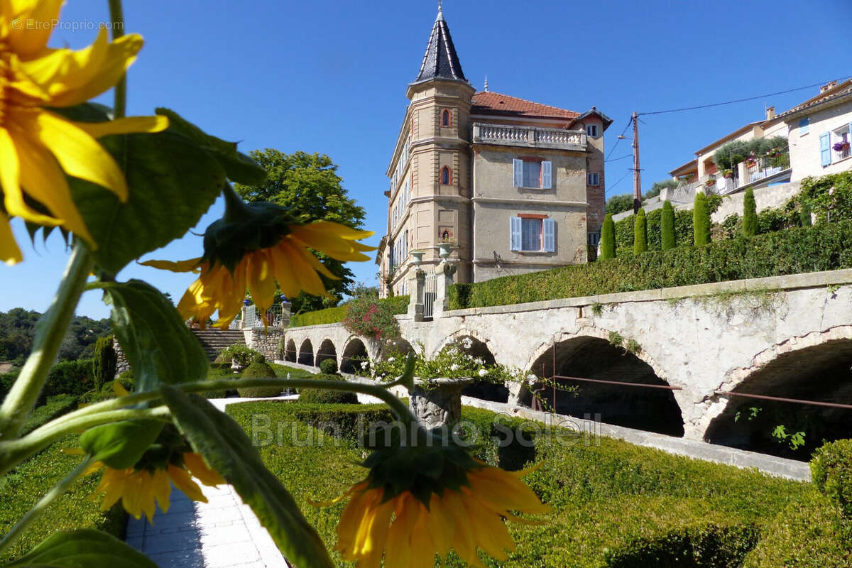 Maison à VALENSOLE