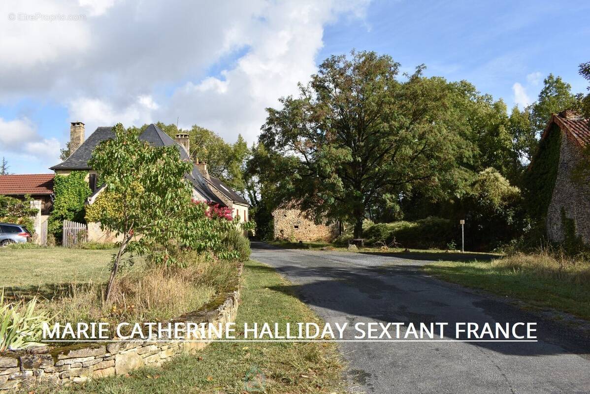 Maison 6 pièces 200 m² · à Montignac · 200 m² · 493 500 €