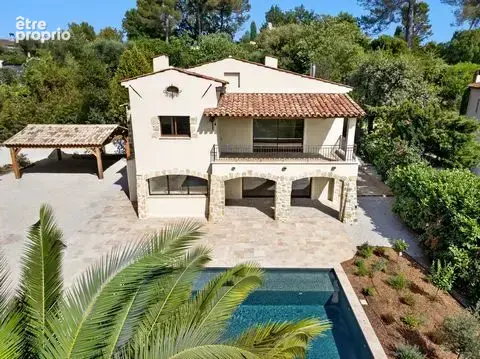 Maison à MOUGINS