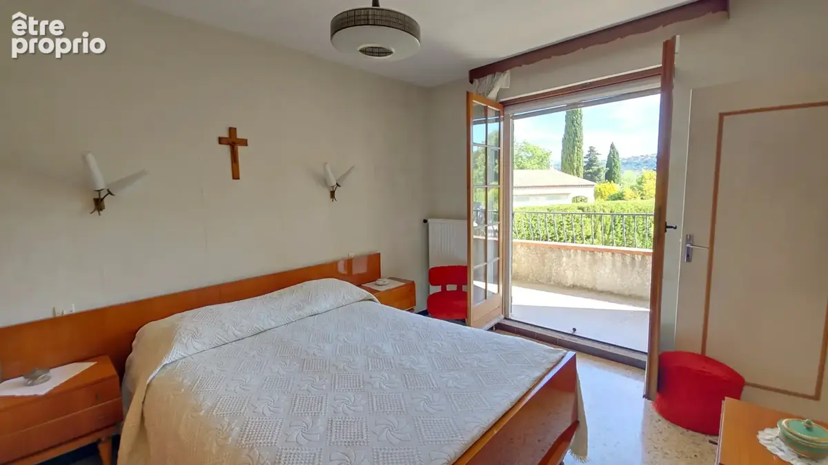 SOUS OFFRE D'ACHAT - EXCLUSIVITE ! MOUGINS maison 5 pièces de 137 m2 sur un terrain de 1.475 m2 - photo 11