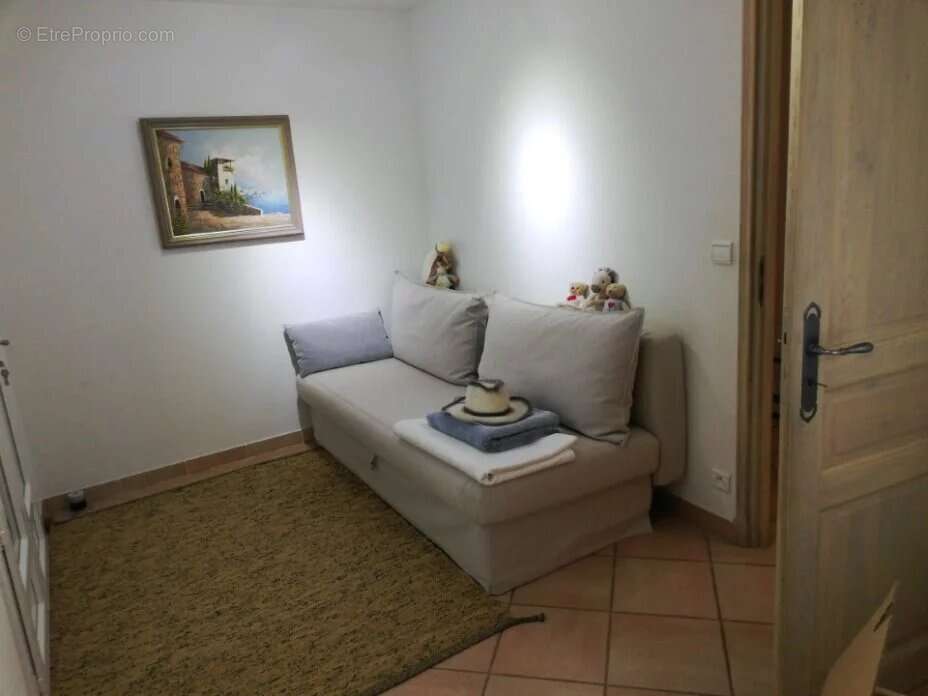 Maison à SAINT-ANTONIN-DU-VAR