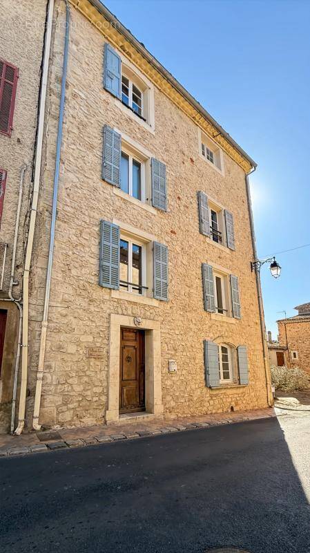 Maison à TAVERNES