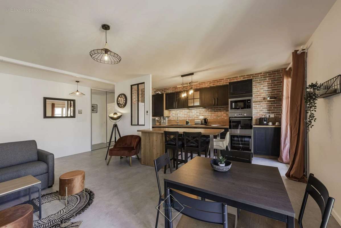 Appartement à CHESSY