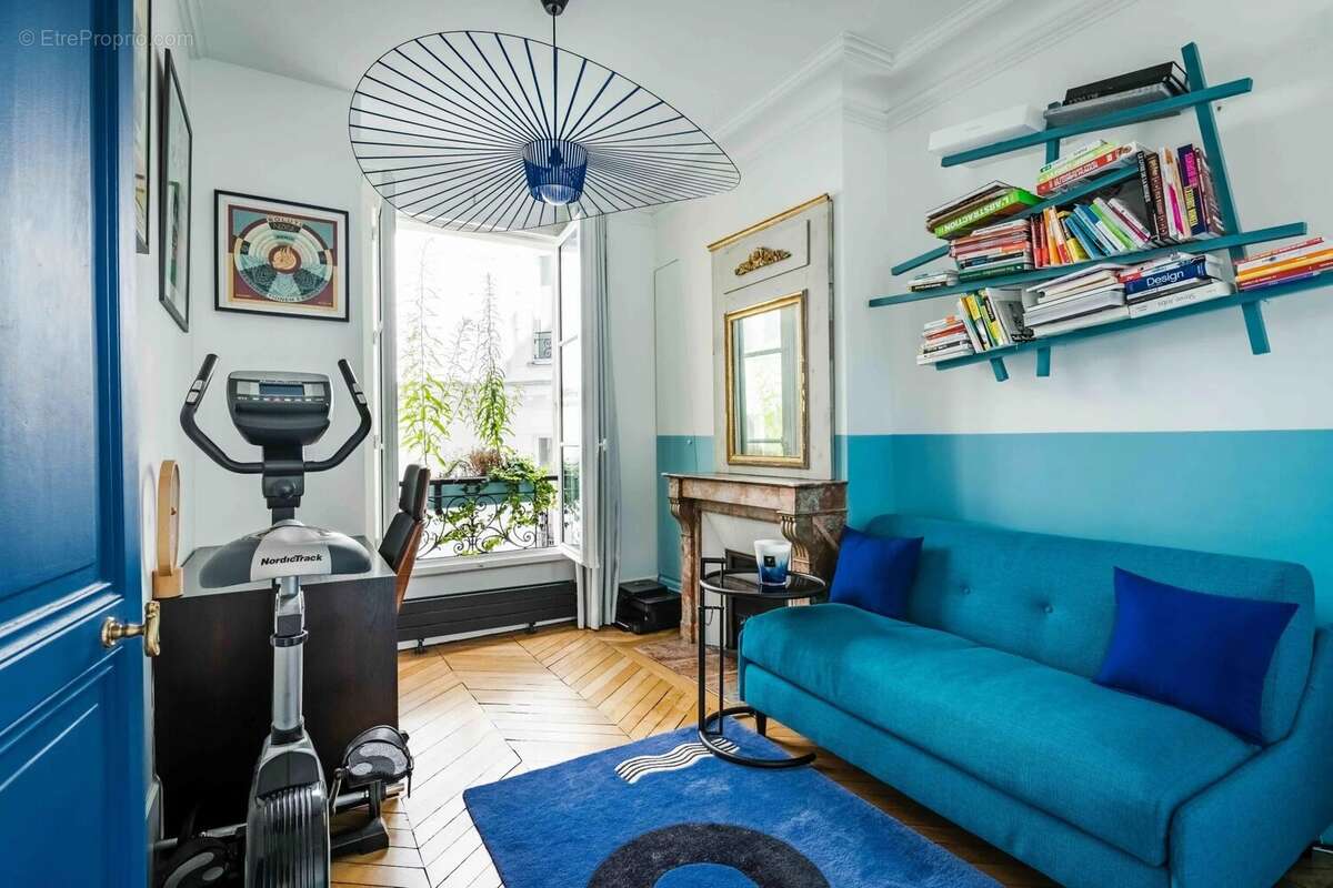 Appartement à PARIS-8E