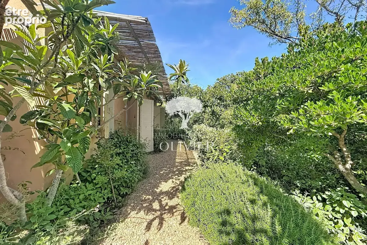 Maison 7 pièces 201 m² à vendre à Saignon (84400) - photo 2