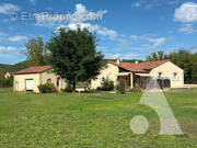 Maison à SAINT-CYBRANET