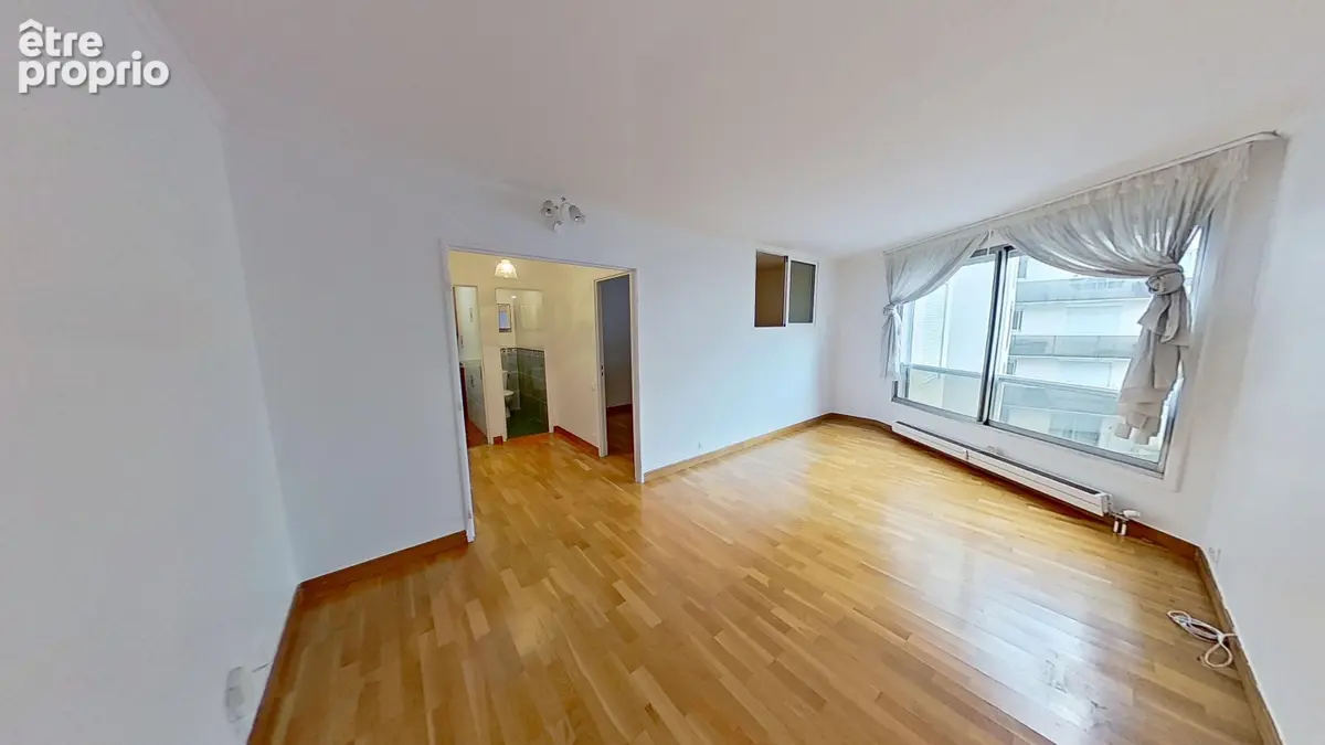 Appartement à PARIS-11E