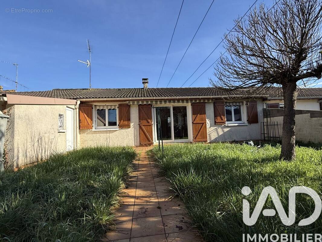 Photo 1 - Maison à POITIERS