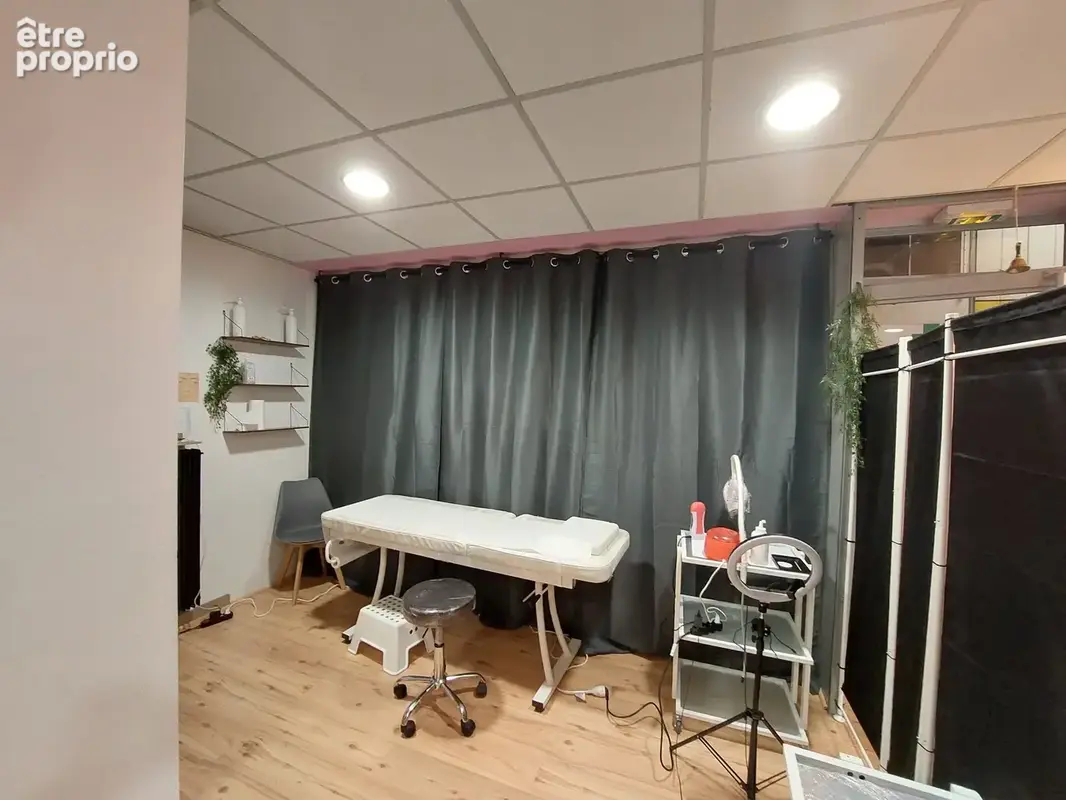Commerce 57 m² à vendre à Saint-Etienne (42100) - photo 8