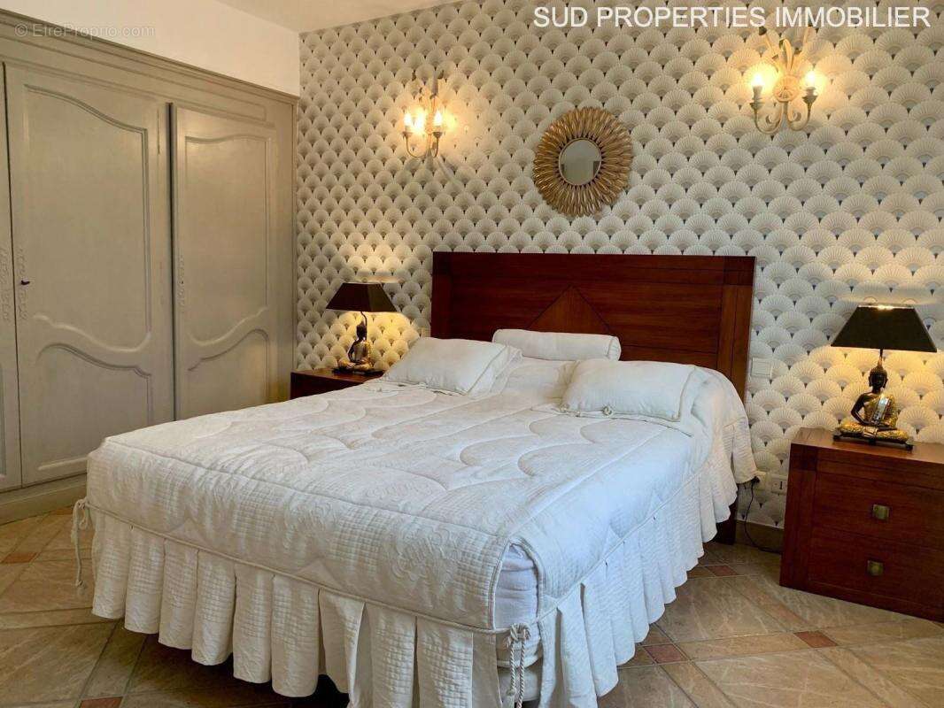 Maison à SAINT-CYPRIEN