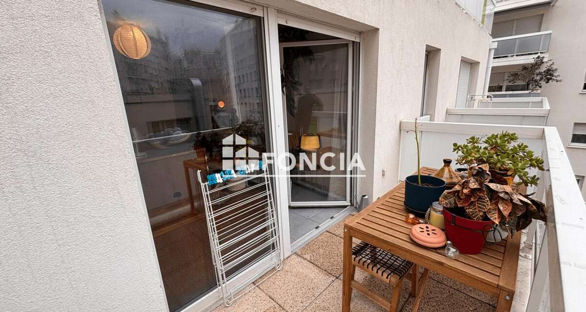 Appartement à MARSEILLE-8E