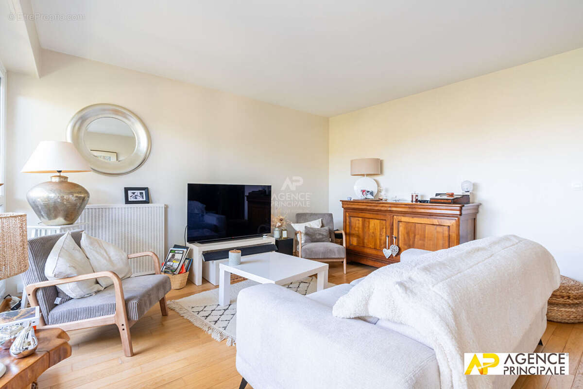 Appartement Le Mesnil Le Roi 4 pièce(s) 86.85 m2 - photo 8