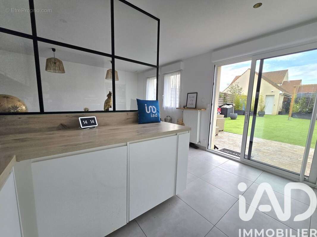 Photo 6 - Maison à CHAUCONIN-NEUFMONTIERS