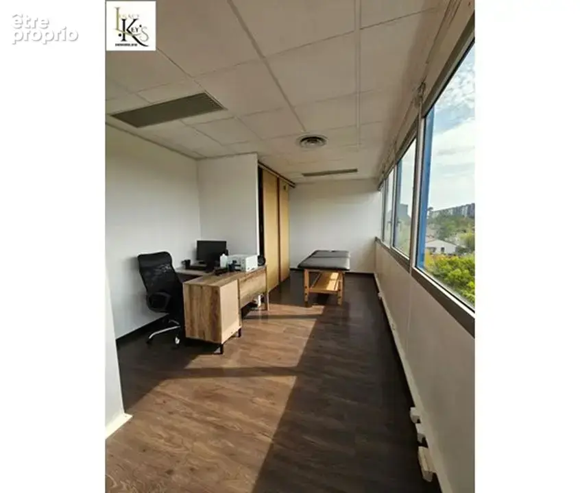 Commerce 99 m² à vendre à Merignac (33700) - photo 5