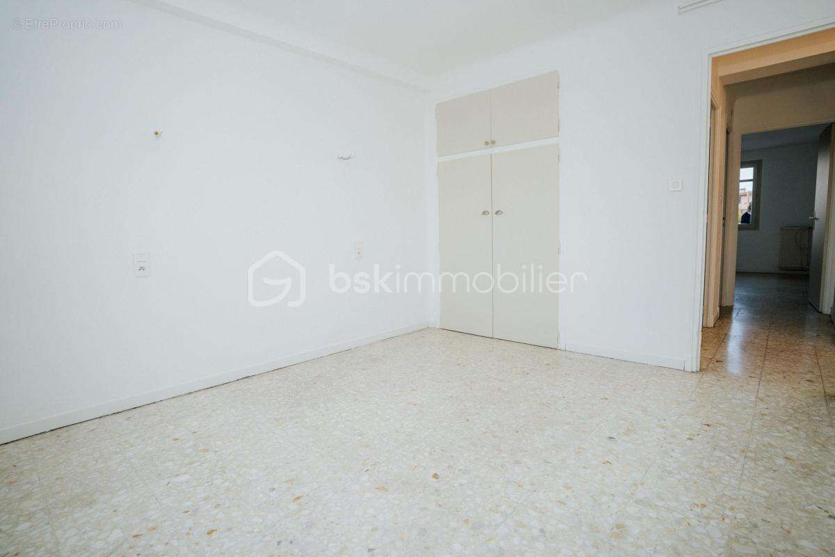 Appartement T3 74 m² – 2 balcons + 2 parking – 6ᵉ étage - avec ascenseur - photo 5