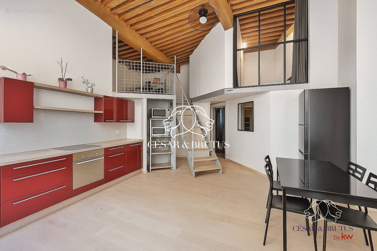 Appartement à LYON-1E