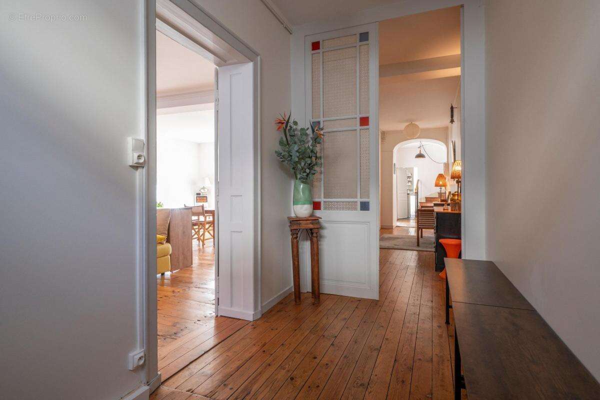 Maison à SAINT-JEAN-D&#039;ANGELY