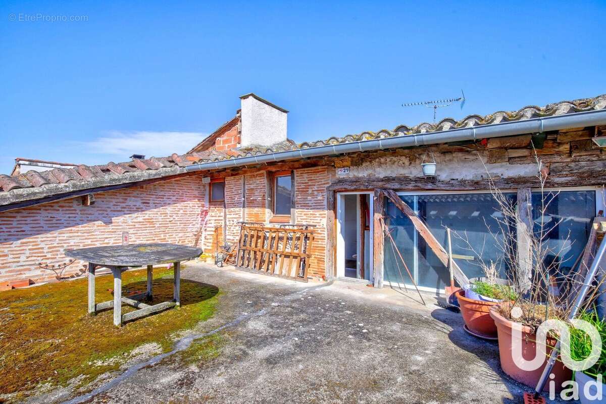 Maison 364 m² à Brens  - photo 9