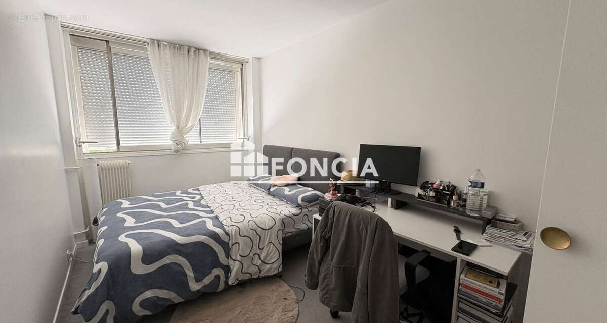 Appartement à FRESNES
