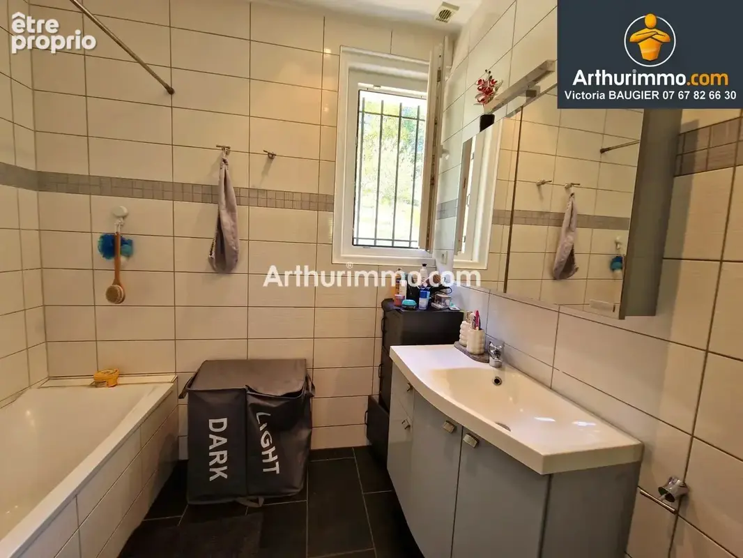 LONS-LE-SAUNIER (39 Jura), à vendre maison individuelle de 125 m², 3 chambres, 765 m² de terrain clos, proche centre-ville - photo 14
